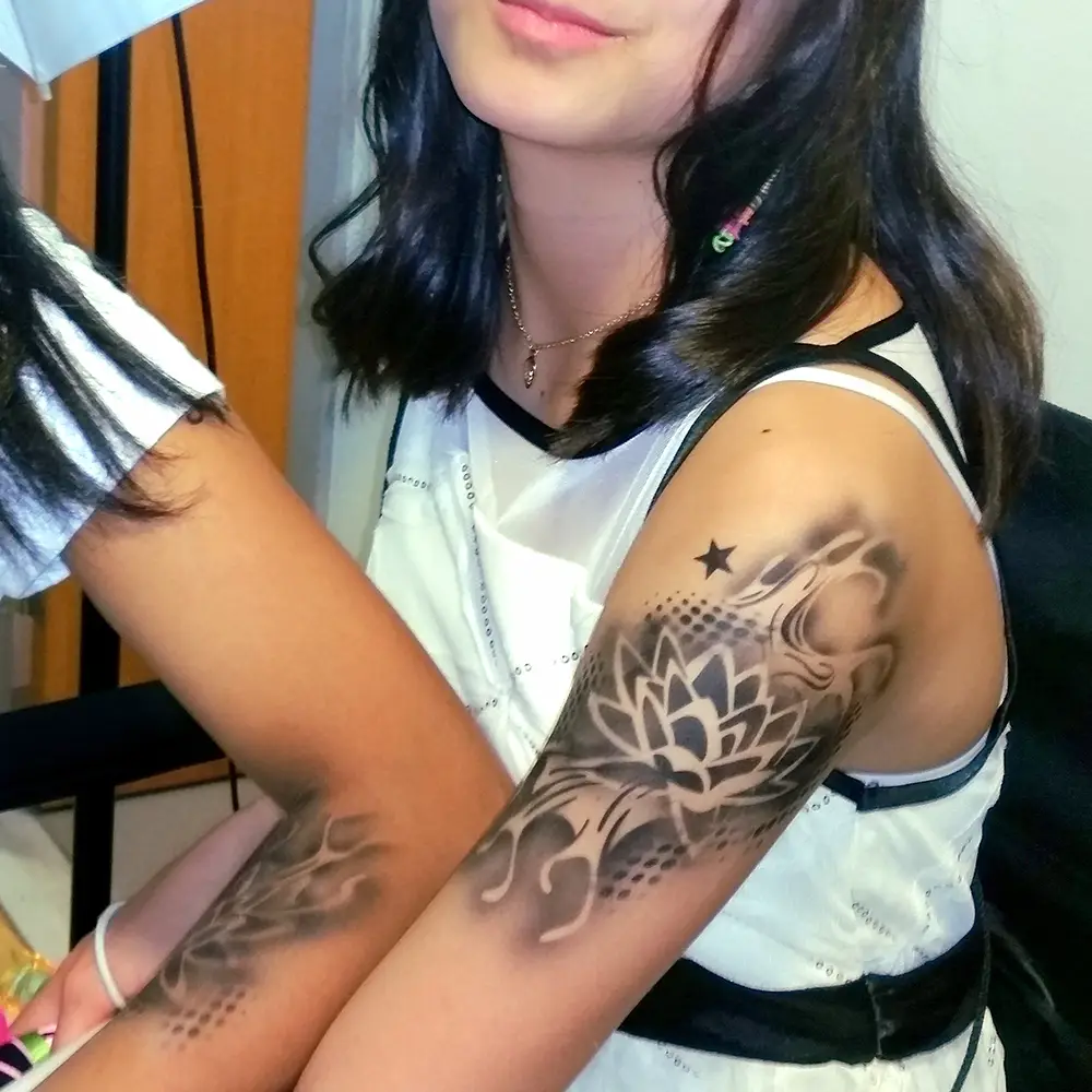 Airbrush tattoos - York Face Painting